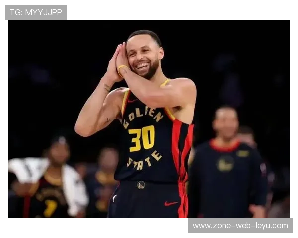 2015年季后赛：库里的“神奇”长距离投篮引领勇士开启“水花奇迹”